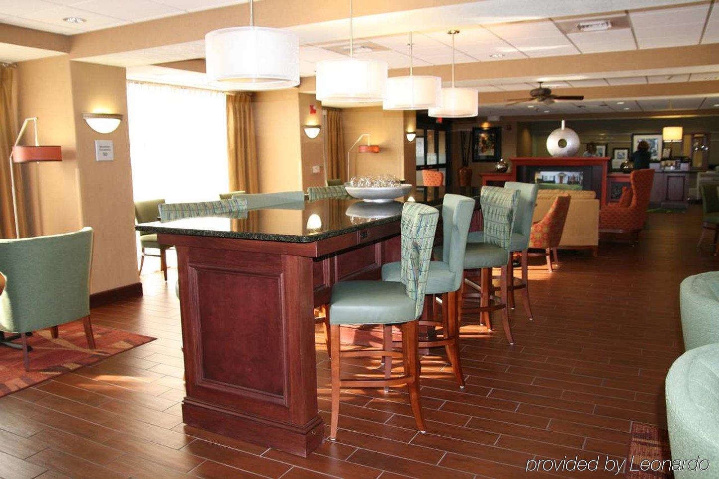 Hampton Inn Hays-North Of I-70 Kültér fotó